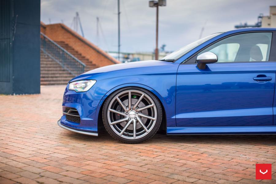  Audi S3 Sedan on Vossen Wheels (CVT) 2017 года  (фото 9 из 19)